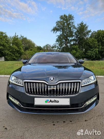 Skoda Superb 2.0 AMT, 2019, 10 000 км