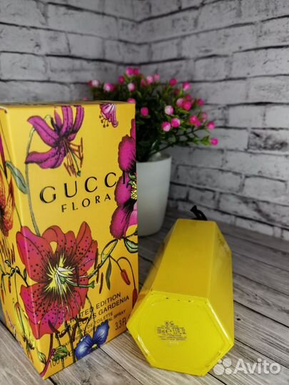 Женские духи Gucci Flora