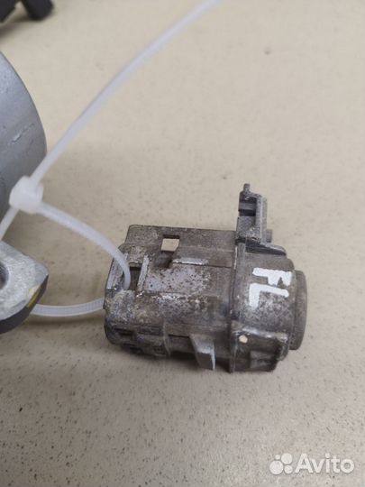 Замок зажигания Aveo (T300) 2011