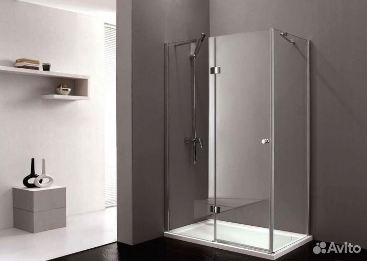 Стеклянная душевая кабина