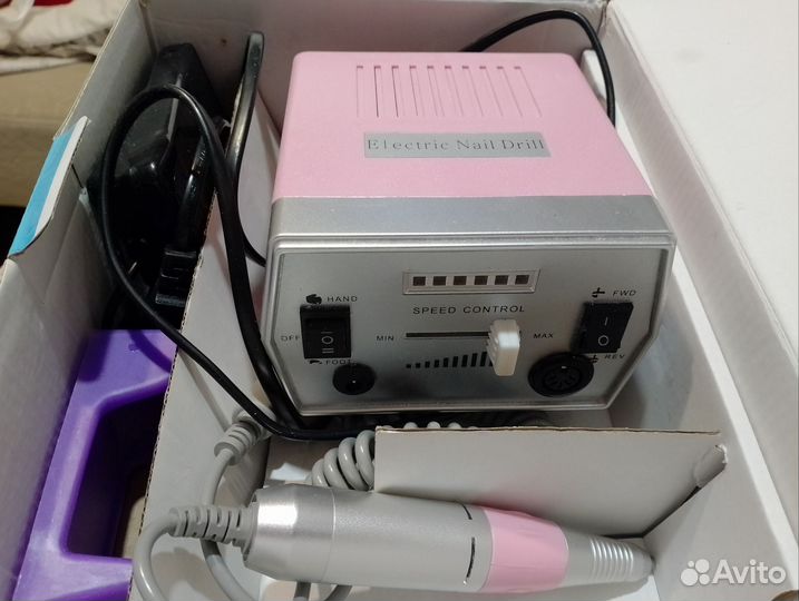 Аппарат для маникюра, лампа, вытяжка