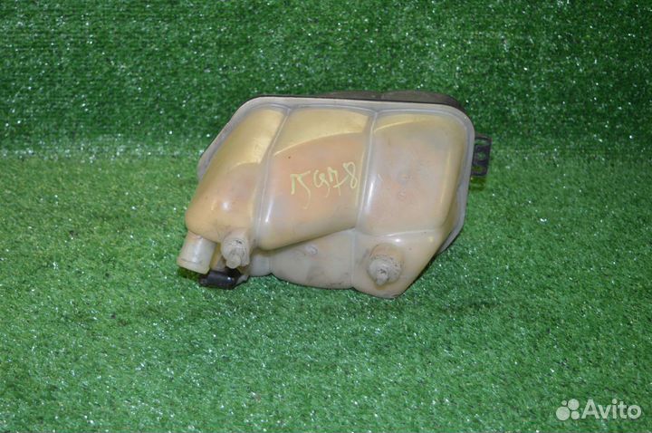 Расширительный бачок Mercedes w211 3.2