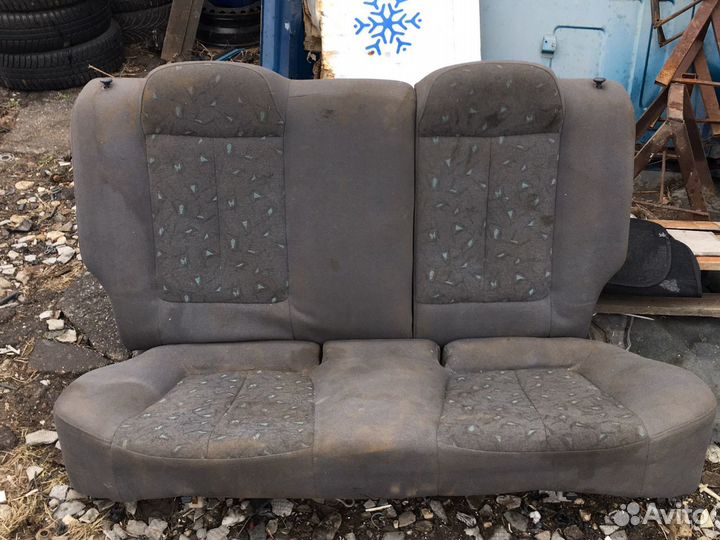 Сиденье заднее Hyundai Accent