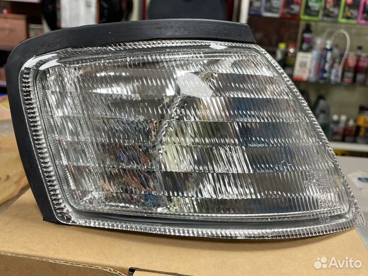 Указатель поворота правый Primera P11