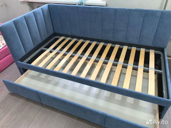 Кровать детская с бортиками