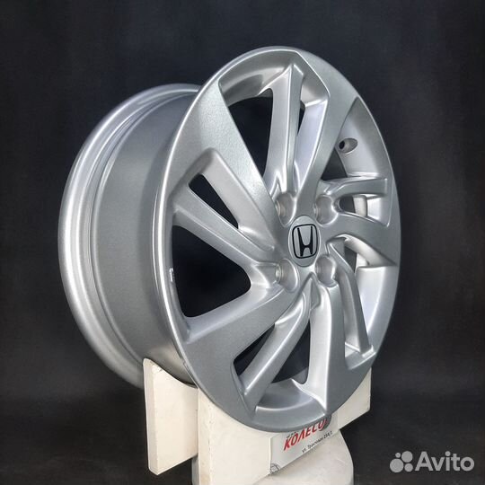 Литые диски honda R15 4x100 47-54