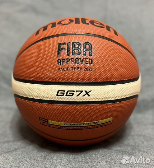 Размер 7. Баскетбольный мяч Molten GG7X. Indoor