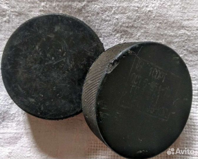 Шайба хоккейная. СССР. 2 шт. Печать 1991г