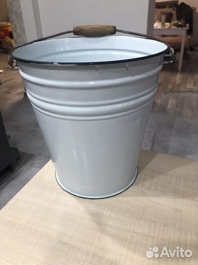 Ведро с советских времен эмалированное