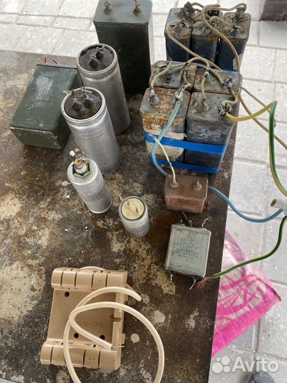 Конденсаторы разные