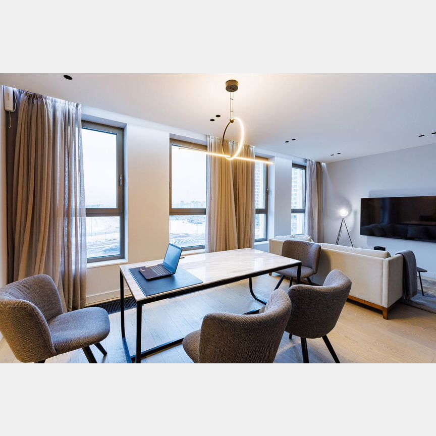 3-к. квартира, 110 м², 3/17 эт.