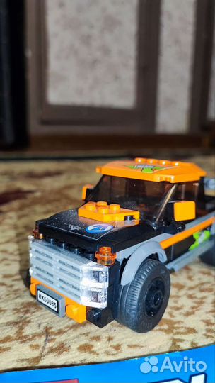 Lego City Внедорожник с гоночным катером 60085