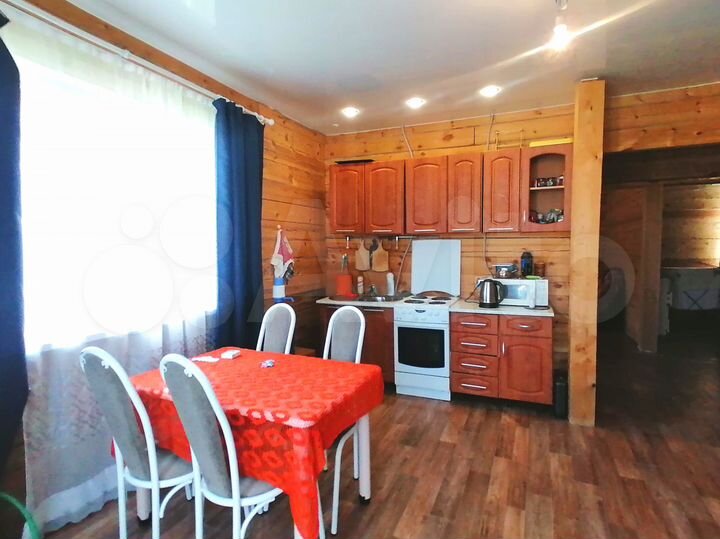 Дом 118 м² на участке 8 сот.