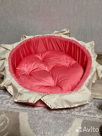 Лежанка для питомца