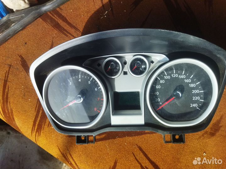 Панель приборов ford focus 2
