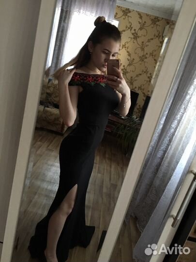 Платье