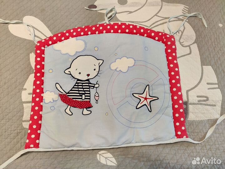 Бортики в кроватку + наматрасник