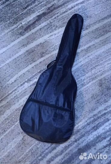 Акустическая гитара