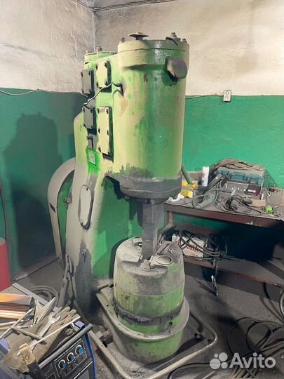 Кузнечный молот