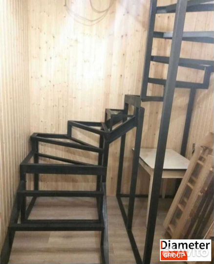 Производство межэтажной лестницы из дуба