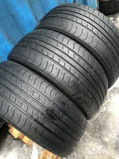 Roadstone Classe Premiere CP661 215/55 R16 93V