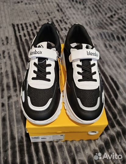 Кроссовки для девочки Blessbox р.37