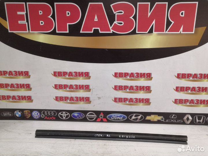 Молдинг стекла задний левый Mazda Tribute epew YF