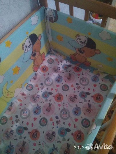 Бортики в кроватку новые