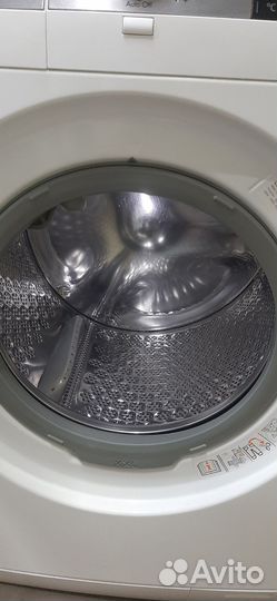 Стиральная и сушильная машина колонна AEG