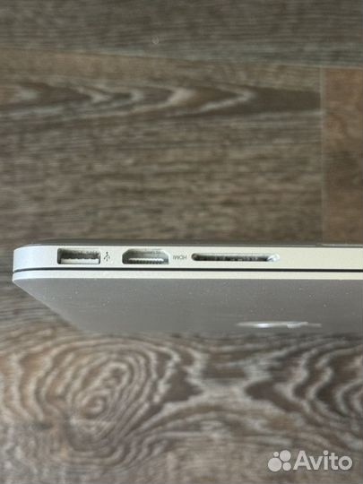 Macbook Pro 13,3 (2014)