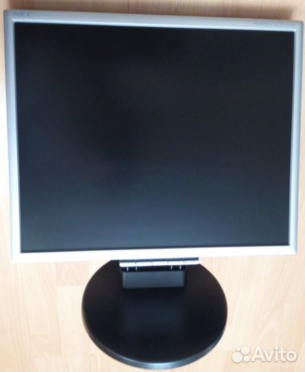 Монитор 19 дюймов DVI + VGA