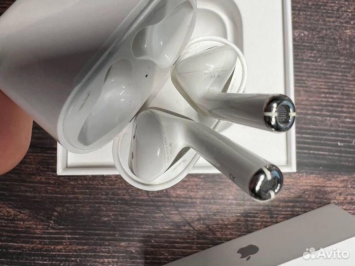 AirPods 1