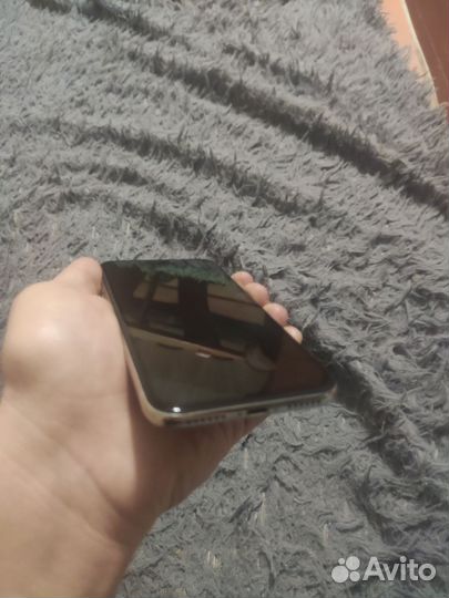 iPhone X, 64 ГБ