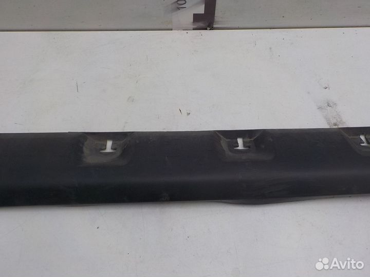 Накладка порога левого Renault Sandero 2014