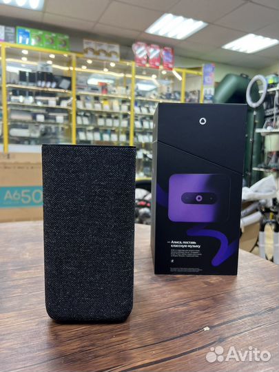 Умная колонка Яндекс Станция 2 с Алисой