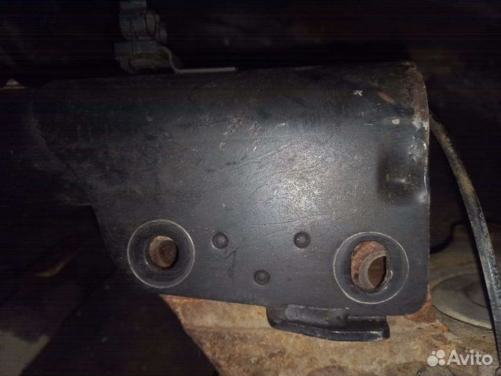 Стойки амортизаторы Спринтер 906