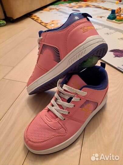 Роликовые кроссовки 36 размер