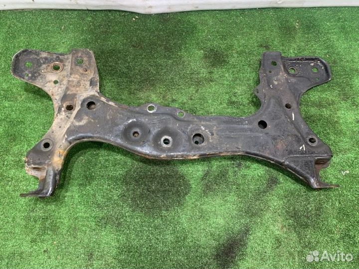 Подрамник передний Toyota Corolla универсал 1.6