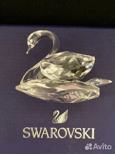 Swarovski фигурка лебедя