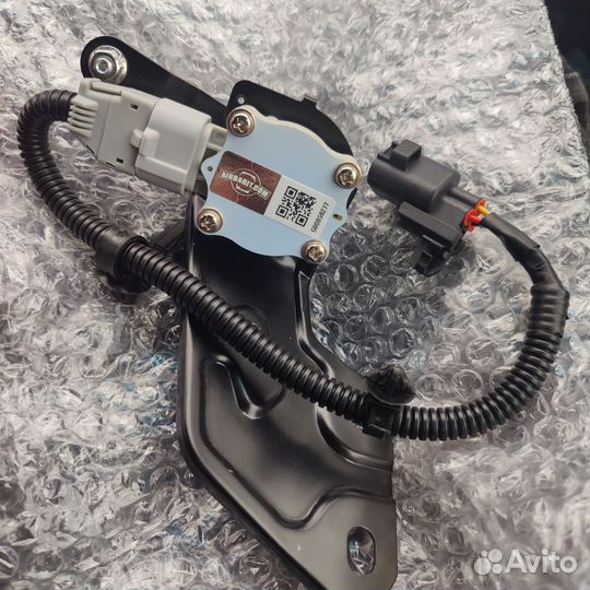 Датчик положения кузова Land Cruiser Prado 120