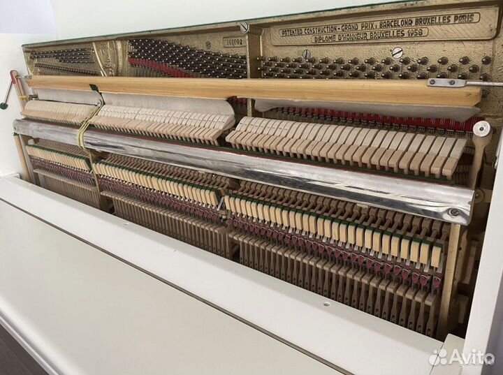 Пианино петроф petrof opera