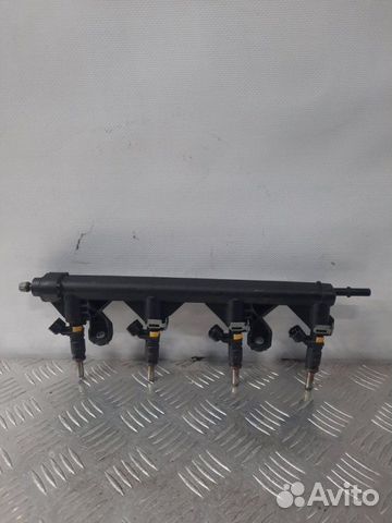 Топливная рампа Peugeot 308 хэтчбэк 5 дв. 1.6 5FW