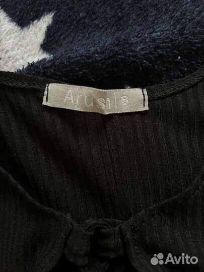 Топ на завязках черный