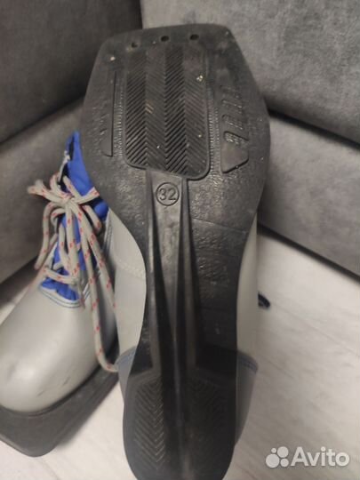 Лыжные ботинки