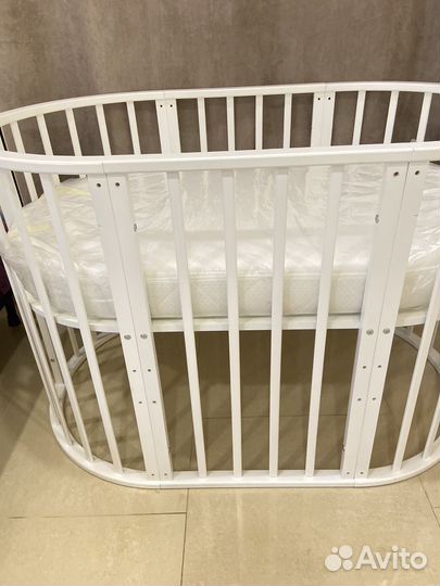 Детская кроватка трансформер с маятником