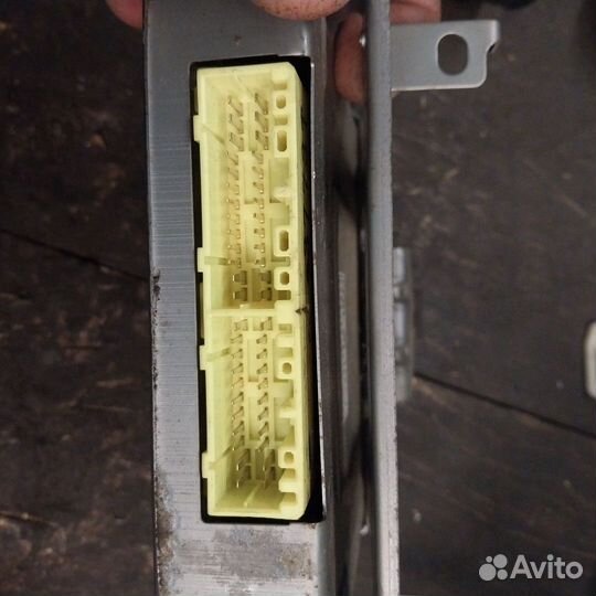 Блок управления двигателем Mazda 626 GE 1.8