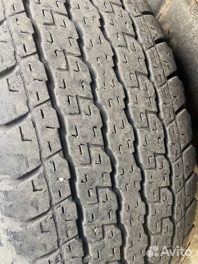 Bridgestone Dueler H/T 265/65 R17 30B