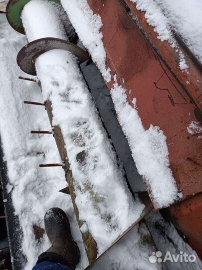 Зерноуборочные комбайны енисей