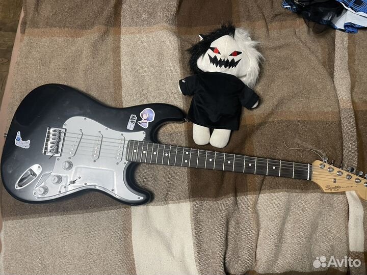 Электро гитара fender squier