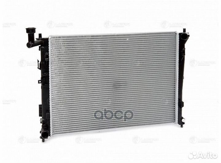 Радиатор двигателя Kia CEE'D (07) lrckicd07110